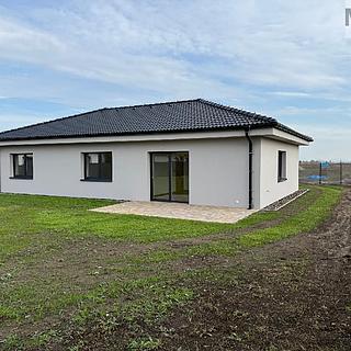 Prodej rodinného domu 107 m&sup2; Pesvice