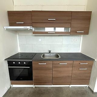 Pronájem bytu 1+1 34 m&sup2; Chlumec