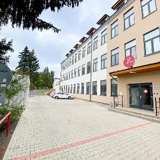 Pronájem bytu 1+kk a garsoniéry 85 m² Meziboří, Okružní