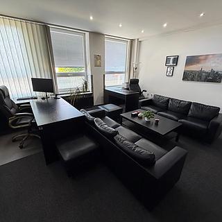 Pronájem kanceláře 167 m&sup2; Most