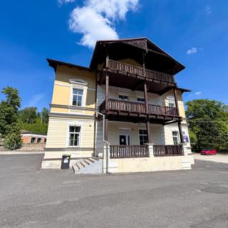 Pronájem bytu 2+1 55 m² Dubí, Ruská