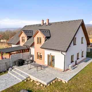 Prodej rodinného domu 125 m² Dubí, Mstišovská