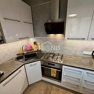 Prodej bytu 3+1 72 m&sup2; Chomutov