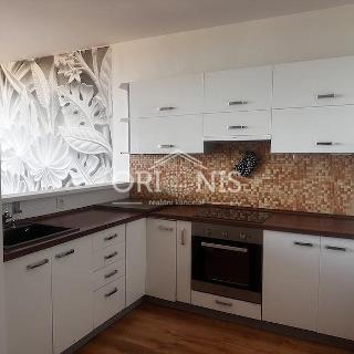 Prodej bytu 3+1 68 m² Chomutov, Kundratická