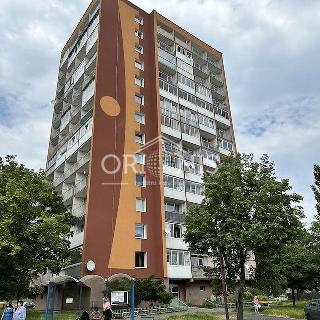 Prodej bytu 3+1 70 m² Chomutov, Bezručova