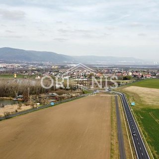 Prodej komerčního pozemku 74 902 m² Chomutov, Zadní Vinohrady