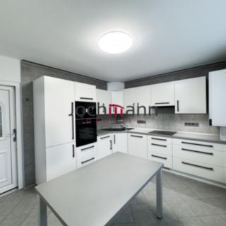 Pronájem bytu 3+1 90 m² Hluboká nad Vltavou