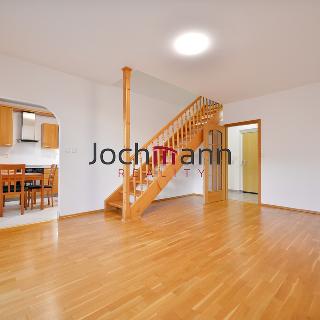 Pronájem bytu 3+1 79 m² České Budějovice, Větrná