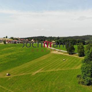 Prodej stavební parcely 1 630 m² Dubičné, 