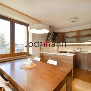 Pronájem rodinného domu 131 m² Pištín, 