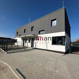 Pronájem rodinného domu 112 m&sup2; Roudné