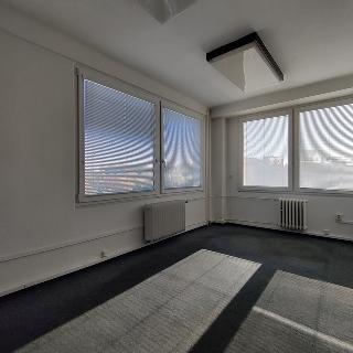 Pronájem kanceláře 34 m² Praha, Na Jarově