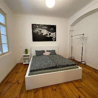 Pronájem bytu 2+kk 30 m² Praha, Malostranské náměstí