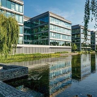 Pronájem kanceláře 530 m&sup2; Praha