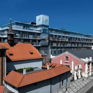 Pronájem kanceláře 653 m² Praha, Na Poříčí