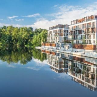 Pronájem kanceláře 517 m² Praha