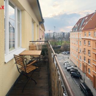 Prodej bytu 2+kk 45 m² Praha