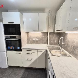 Pronájem bytu 3+1 89 m² Praha, Sokolská