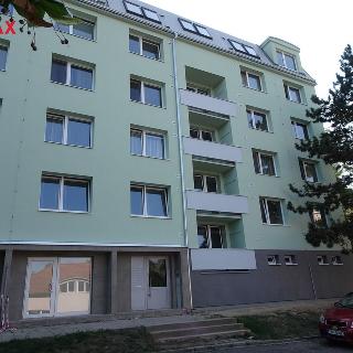 Prodej bytu 3+1 75 m² Znojmo, Gagarinova