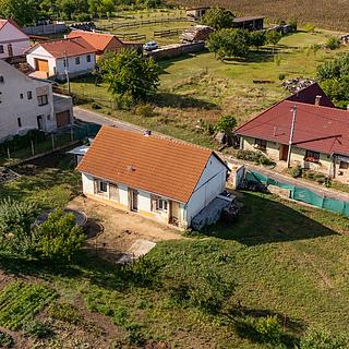 Prodej rodinného domu 80 m&sup2; Pravice