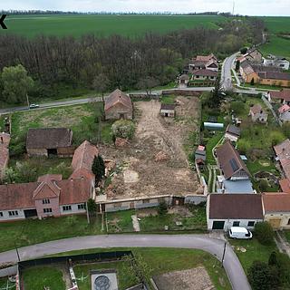 Prodej stavební parcely 1842 m&sup2; Práče