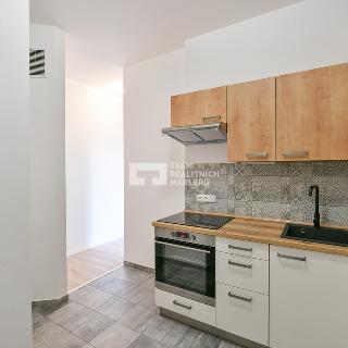 Prodej bytu 2+kk 39 m² Praha