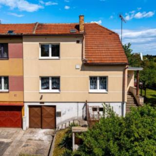 Prodej rodinného domu 163 m² Kladno Švermov, 28. října