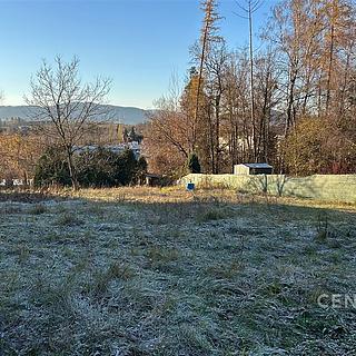 Prodej stavební parcely 1738 m&sup2; Příbor