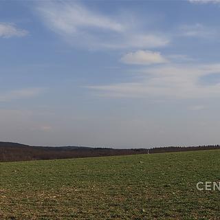 Prodej komerčního pozemku 5420 m&sup2; Hrabyně