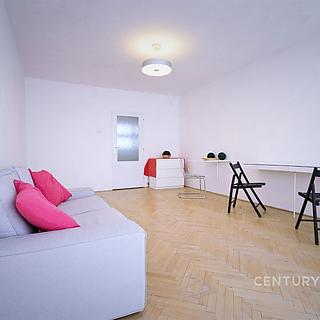Pronájem bytu 1+1 37 m&sup2; Ostrava