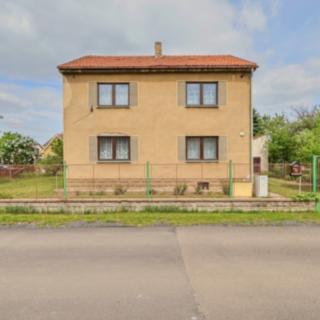 Prodej rodinného domu 142 m² Semice
