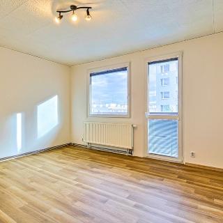 Pronájem bytu 2+1 54 m² Český Brod, Palackého