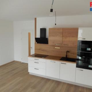 Pronájem bytu 2+kk 47 m² Praha, Milánská