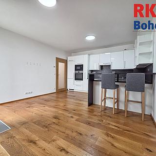 Pronájem bytu 2+kk 64 m&sup2; Praha