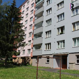 Pronájem bytu 2+1 53 m² Karlovy Vary, Krušnohorská