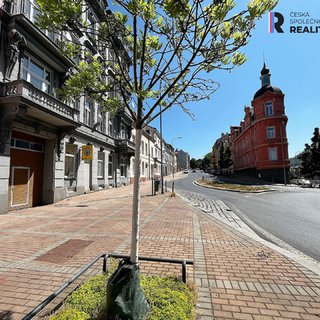 Pronájem bytu 3+1 99 m² Karlovy Vary, Nákladní