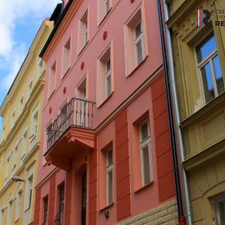 Pronájem bytu 3+1 81 m² Karlovy Vary, Kolmá