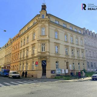 Prodej bytu 3+1 86 m² Karlovy Vary, náměstí Dr. M. Horákové