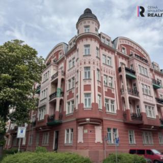 Prodej bytu 2+kk 55 m² Karlovy Vary, nábřeží Jana Palacha