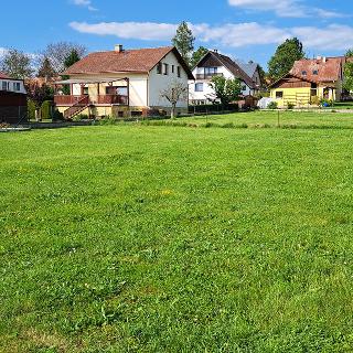 Prodej stavební parcely 998 m² Milovice, 5. května