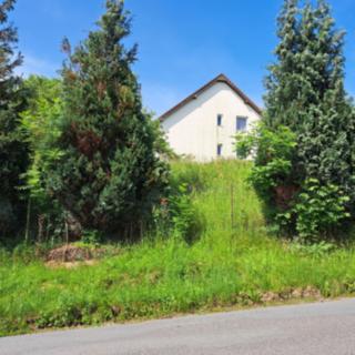 Prodej stavební parcely 1 000 m² Lhota, Fr. Černého