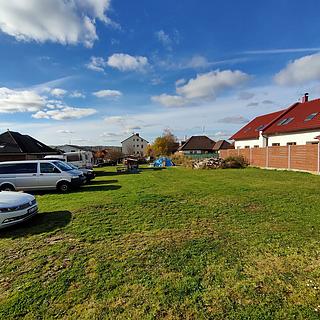 Prodej stavební parcely 700 m&sup2; Klenovice