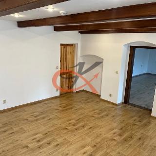 Pronájem kanceláře 87 m² Frenštát pod Radhoštěm, Horní