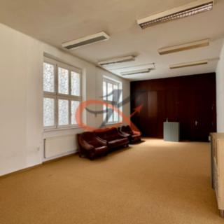 Pronájem kanceláře 110 m² Valašské Meziříčí