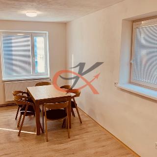 Pronájem bytu 2+kk 56 m² Rožnov pod Radhoštěm, Lesní