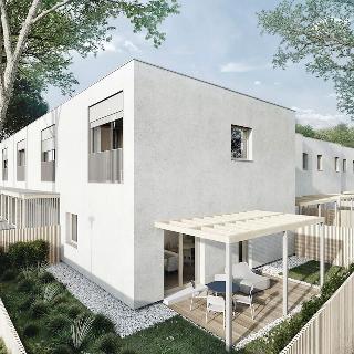 Prodej bytu 1+kk a garsoniéry 22 m² Mukařov, Spojovací