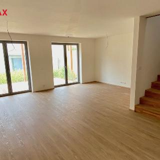 Prodej bytu 4+kk 108 m² Říčany, Nad Lesem