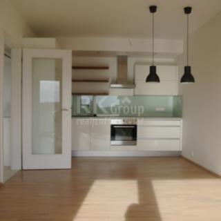 Pronájem bytu 3+kk 60 m² Praha