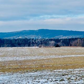 Prodej stavební parcely 800 m² Tři Sekery