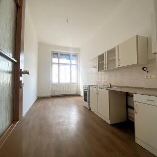 Pronájem bytu 1+1 46 m² Praha